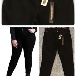 Nanette Laporte Plus size Black Skinny Jeans! Slimming effect! Super cute
